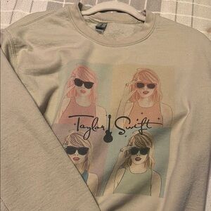 Taylor Swift Graphic Women's Top - Cream
